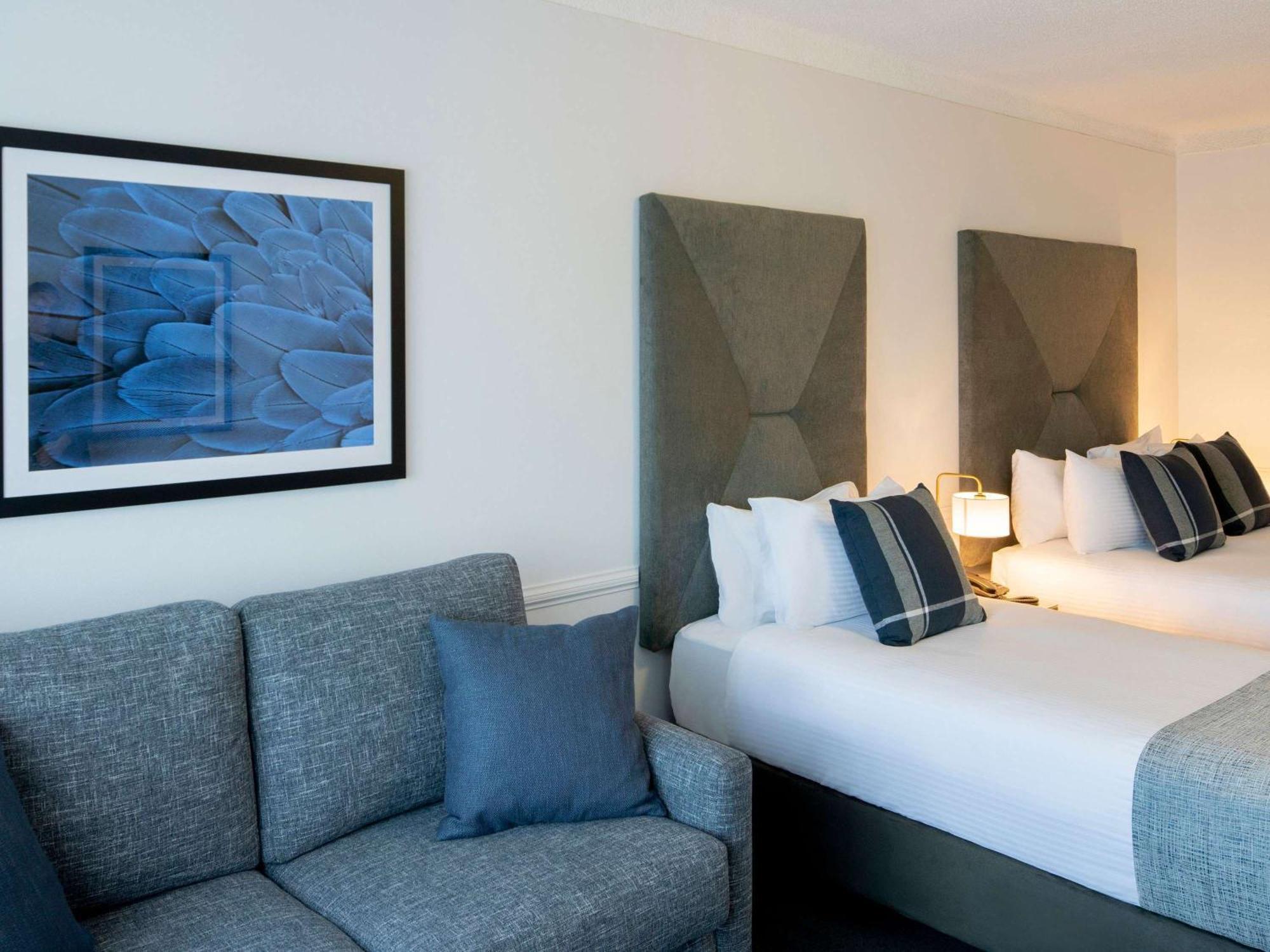 Peppers The Hills Lodge Castle Hill Esterno foto